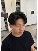 センターパート×フェザーパーマ