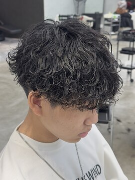 ルアン 大分駅店(ruen) 大分メンズマッシュメンズカットメンズ波巻きスパイラルパーマ