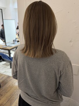 カウチ 板橋本町店(kauti) 透明感たっぷりベージュとぱつっとカット