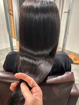ルスリー 東銀座店(Lsurii) 髪質改善/縮毛矯正/美髪/艶髪/髪質改善トリートメント/東銀座