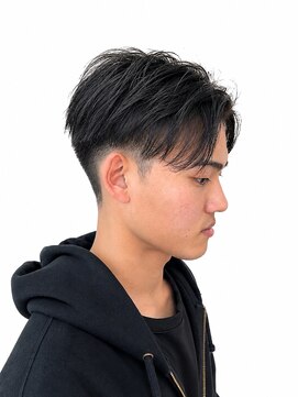 シザーズ(SCISSORS) フェードパートスタイル