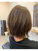 透明感カーキアッシュベージュ小顔フラッフィーボブ20代30代40代