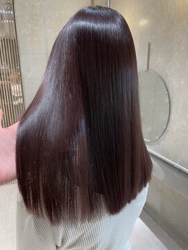 シーム(SEAM) 圧倒的ツヤ感のクールピンクブラウン