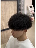 刈り上げツーブロックツイストスパイラルパーマメンズマッシュ