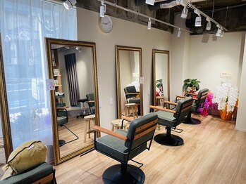 Sourirecolore　艶髪&髪質改善専門店