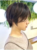 美髪シアーカラーピンクブラウンショートカット切りっぱなしボブ