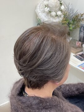 メイキンフィックス(makin Fix) 脱白髪染め　グレージュ　ショート　白髪ぼかし