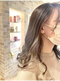 インナーカラー　ライトベージュ　イメチェン