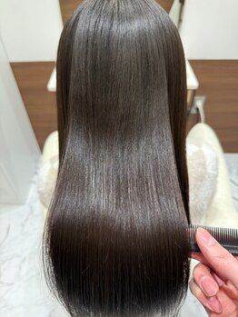ソル(sol)の写真/とろける艶と指通り☆うる艷髪質改善ストレート!<縮毛矯正+カット¥19500>ロング料金なし◎