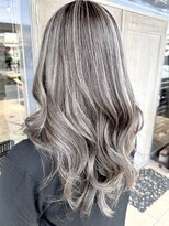 トリニティ(trinity)&nbsp;ハイライト/グレージュカラー/髪質改善/ダブルカラー/白髪染め