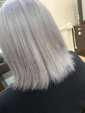ネオヘアー 南森町(Neo hair) ブリーチカラー　シルバー