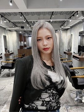 オルズ 渋谷(ALLZ) 渋谷/ケアブリーチ/レイヤーカット/ダブルカラー/ハイトーン