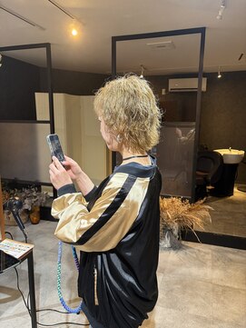 オルシェット(olchette) ハイトーンでも大丈夫！パーマで楽ちんクシュヘアー。