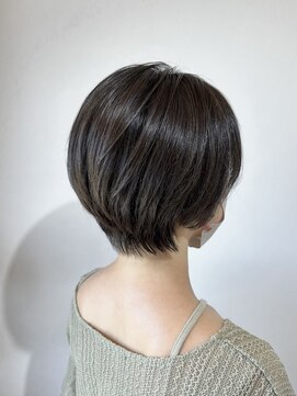 ノエル(noele) 大人ショート×グレージュ