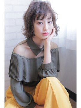 ハイル(KHAIR) 【KHAIR】外ハネウェーブ×ラベンダーアッシュ