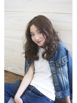 クラン(clan) 外国人風似合わせカット厚めバング