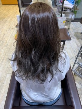 モードケイズ 西宮(MODE K's) イルミナカラー/ハイライト/髪質改善/インナーカラー/西宮