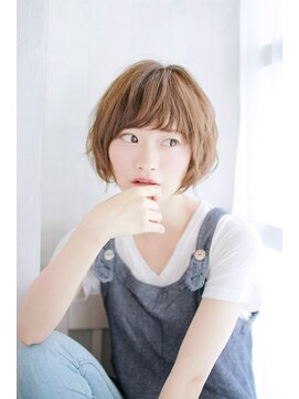 プティルカ ディーシー本店(PutiLuca D.C.) 毛先の外ハネがポイントのショートスタイル