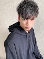 フレーム なんば店(FRAME)&nbsp;ハイブロックナチュラルパーマ高め刈り上げツーブロック