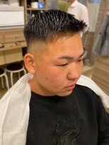 銀座マツナガ 神田店 刈り上げアップバングフェードツーブロック短髪黒髪