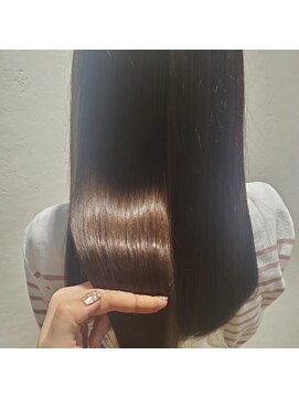 エヌプラス(N+) 黒髪グラデヘアーオリーブグレー小顔に見せるヘアココアベージュ