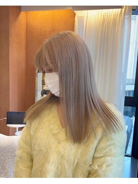 シンクショップ 梅田(THINK SHOP) ハイトーングレージュ