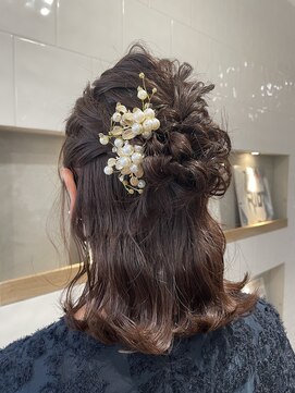 アイヴィ 表参道(IVY) ハーフアップお呼ばれヘア