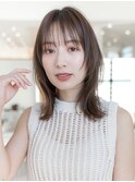 韓国レイヤーくびれミディアムナチュラルカラー小顔フルバング