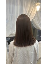 ベリーヘアデザイン ミルクティーグレージュ