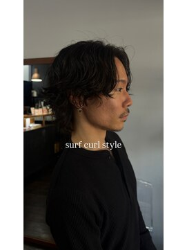 ジョナサン リヴィングストン(JONATHAN LIVINGSTON) #サーフカール #メンズミディアム #メンズパーマ