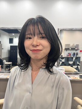 ドッグスター(dog star) ハッシュカットミディアムレイヤー大人ヘア 登戸/向ヶ丘遊園