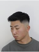 スキンフェードフェザーアップ
