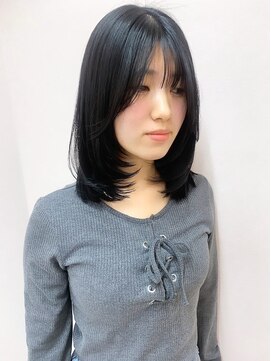 ソンノ(sonno) ブルーブラック レイヤーカット ミディアム 寒色系カラー