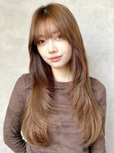 【スタイリスト茂木】ナチュラルなテイストで柔らかく、大人可愛いカットお任せください！