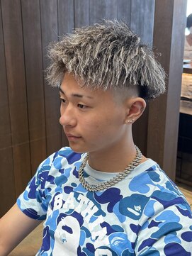 ロンド ラマ 岐阜(Lond bla-ma) Lond bla-ma 岐阜 畑中 希望 メッシュツイストジェットモヒカン