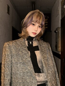 カプセル(capsule) ホワイトベージュで作るデザインカラー♪