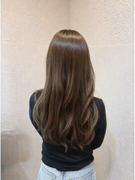 スーリール 福岡別府店(Sourire) 艶めきナチュラルロング 顔まわりレイヤー 福岡別府美容室