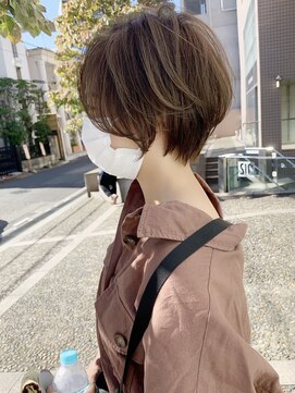 アンド ストーリーズ(&STORIES) 耳掛けショート/大人可愛い/ショートボブ/ハンサムショート/江角