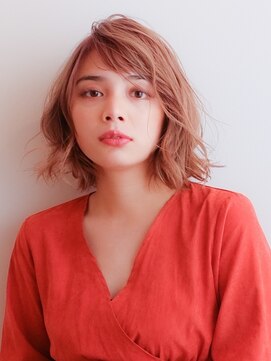 ムーン ティコブラーエ(moon tico brae) エアリーミディ/ショートパーマ/黒髪カタログ/ホワイトアッシュ/