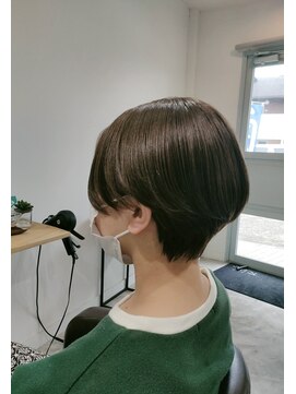 リリ(Riri.) ハンサムショート