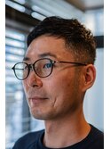 ソフトクロップスタイルのフロントを流してビジネス風アレンジ
