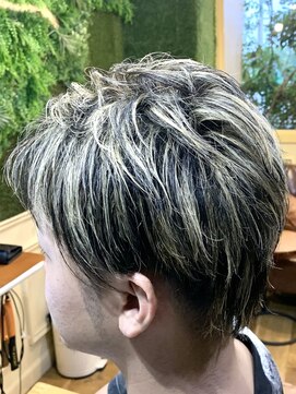 レガーロ(regalo) ショートレイヤー・フェード・メッシュキャップ・オンカラー