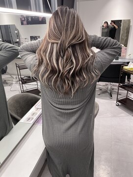 キング 梅田(K!ng) 【梅田】ホワイトハイライトハイライトカラー大人ハイライト