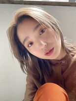 アム(amu)&nbsp;ミディアムレイヤー/外ハネミディアム/ヘルシースタイル