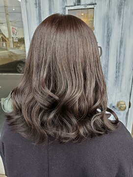 アムロードヘア(Amouroad hair) オリーブアッシュ