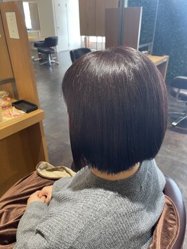 ガーナ(GANA) ２０２５年　夏ヘア☆前下がりボブ