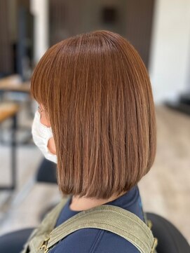 アトリエコア(Atelier Coa) 顔周りレイヤーカットグレージュカラーくびれボブショートカット