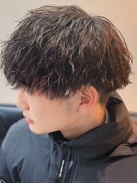 バース バイ ハピネス(BIRTH by happiness) 奈良men's緩め縦落ちツイストスパイラルパーマ