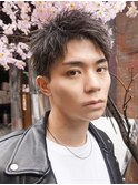 刈り上げアップバング短髪ツーブロックショート