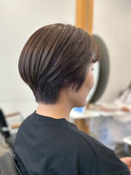 アコロン 武蔵小杉(acoron.) 大人女性に似合う＊美シルエットショート×武蔵小杉